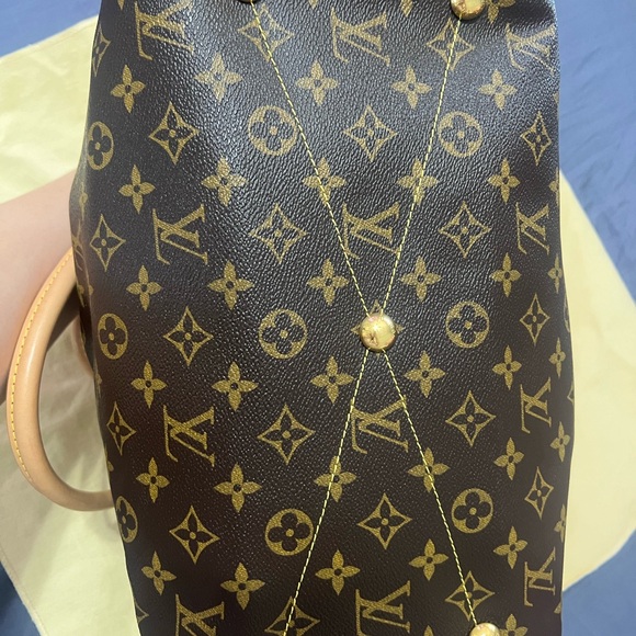 Authentic Tívoli GM - Picture 6 of 10